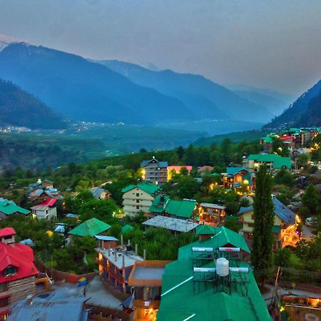 Hotel Swastik Grand Manali Esterno foto