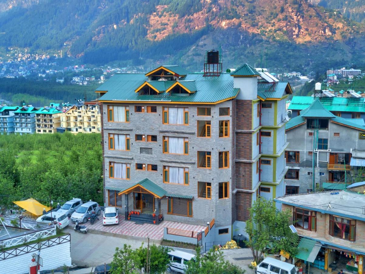 Hotel Swastik Grand Manali Esterno foto