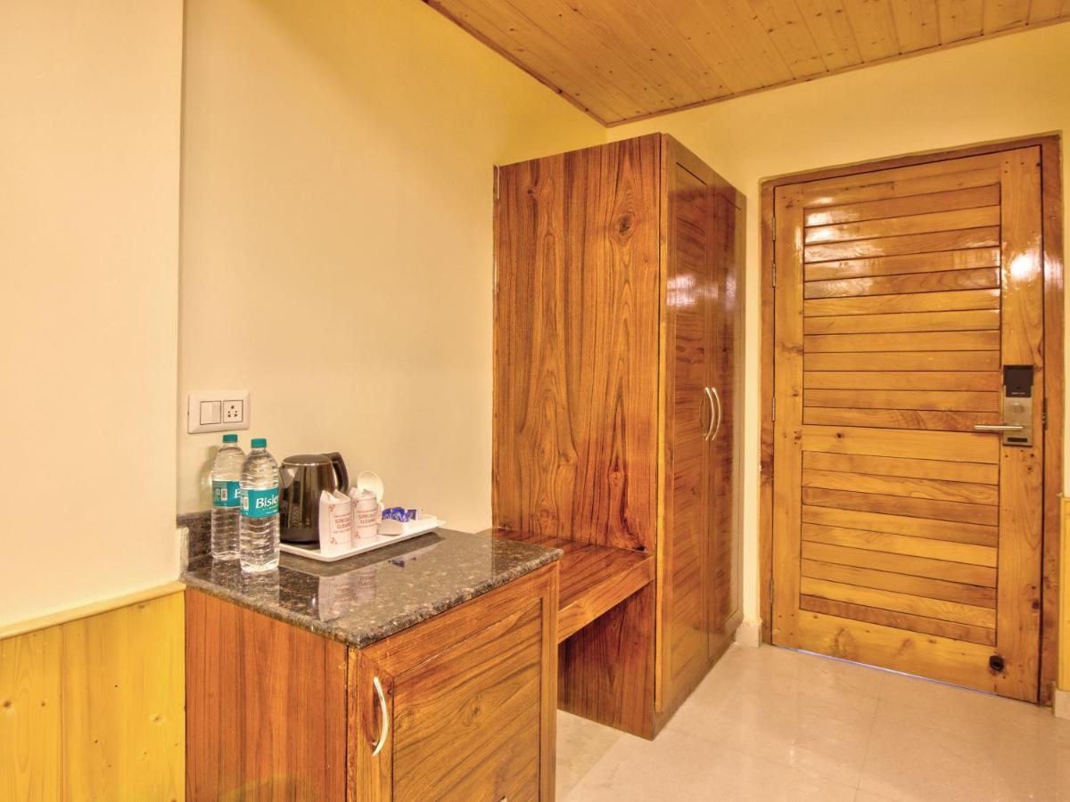 Hotel Swastik Grand Manali Esterno foto