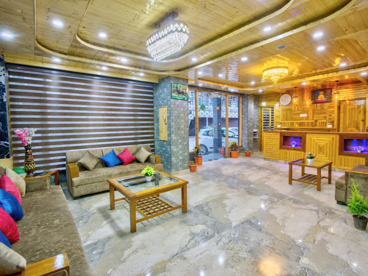 Hotel Swastik Grand Manali Esterno foto