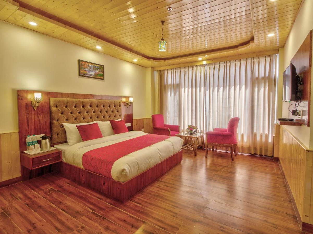 Hotel Swastik Grand Manali Esterno foto
