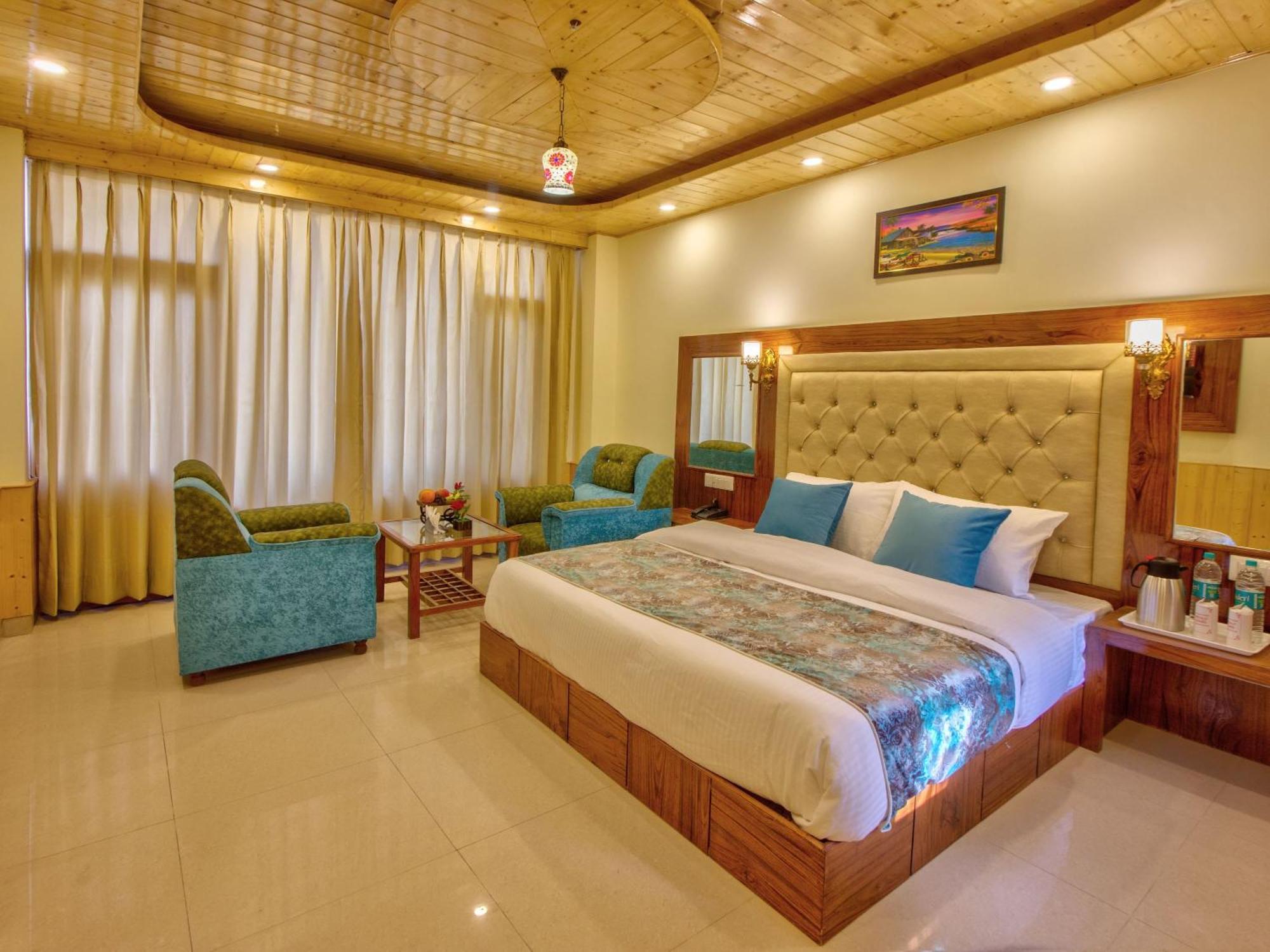 Hotel Swastik Grand Manali Esterno foto