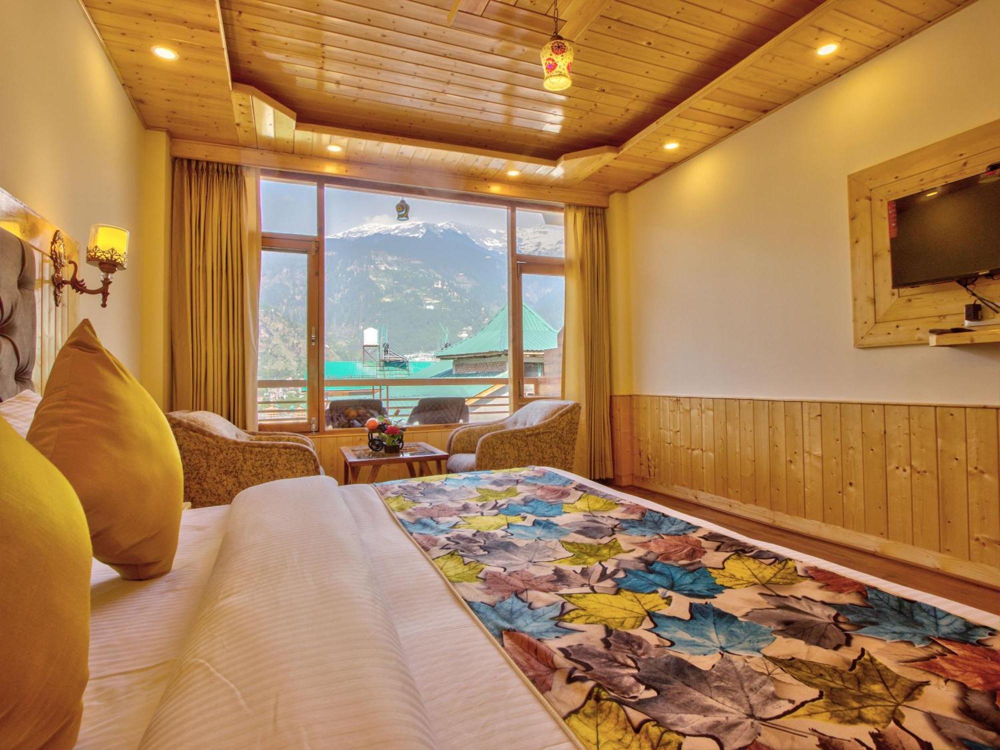 Hotel Swastik Grand Manali Esterno foto